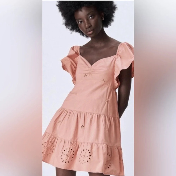 Zara Embroidered Flutter Sleeve Dress size XS in excellent condition - Picture 1 of 9